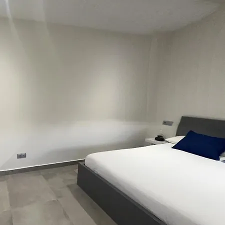 El Roju Apartment